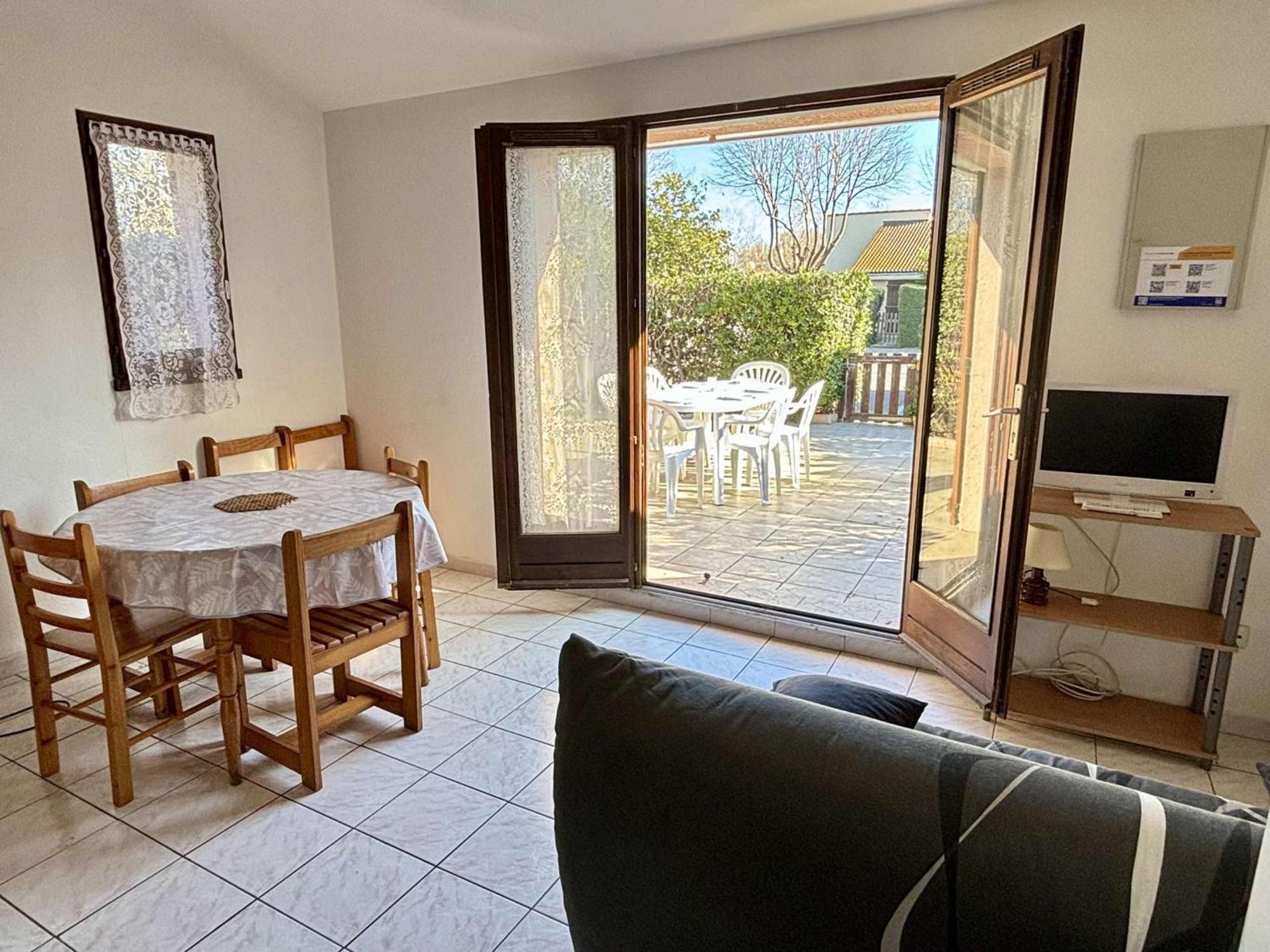 Maison 2 Pieces Avec Mezzanine, Piscine Et Parking Prives, 6 Couchages A 700M De La Plage - Argeles-Sur-Mer - Fr-1-225-74 Buitenkant foto